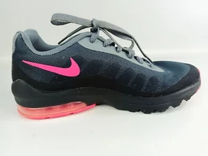 Junior Nike Air Max Invigor Trainers Size UK4 US 4.5 Black Grey Pink 749575-006 - Picture 1 of 14
