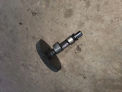 BRIGGS AND STRATTON 5 HP CAMSHAFT - Image 1 of 4