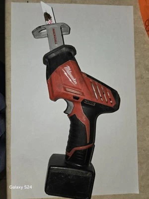 Milwaukee M12 Hackzall + Battery  + Charge + Blades (5) Used+ Drill & Driver - Image 1 of 4
