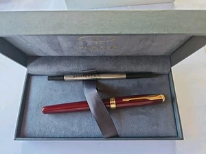 Parker Sonnet Rollerball, Lack Rot, In Geschenkbox, Neu - Bild 1 von 11