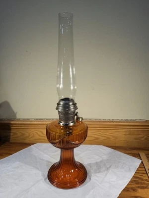 ALADDIN ÁMBAR CORTA LINCOLN CORTINA MODELO C QUEMADOR DE LATÓN NUEVO MECHA LOX EN CHIMENEA Foto 1 de 4