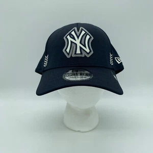 New Era 39Thirty New York Yankees Clubhouse MLB Hat Cap Solid Blue Size L/XL - Picture 1 of 6