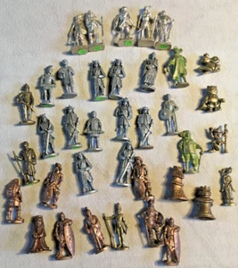 Konvolut 36 Ü Ei Metallfiguren verschiedene Serien und Metalle, 1980er Jahre - Bild 1 von 4
