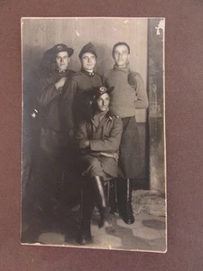 Fotografia Cartolina Bersaglieri Uniformi Esercito Militaria Anni Venti - Foto 1 di 1