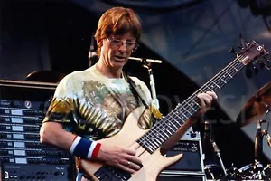 Phil Lesh - Grateful Dead 16 x 20 pulgadas foto/póster - concierto en vivo 1991 - Imagen 1 de 1