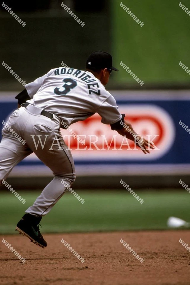 F114 Alex Rodriguez Seattle Mariners Baseball 8x10 11x14 16x20 Photo - Image 1 of 1