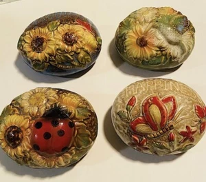 Tranquilidad y Felicidad Inspirador Decoración Exterior Set De 4 Arte Rupestre. - Imagen 1 de 6