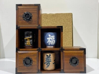 Nuevo Japonés Tansu Kaidan Decoración del Hogar con Tazas Coleccionables Regalos Madera Tansu Foto 1 de 4