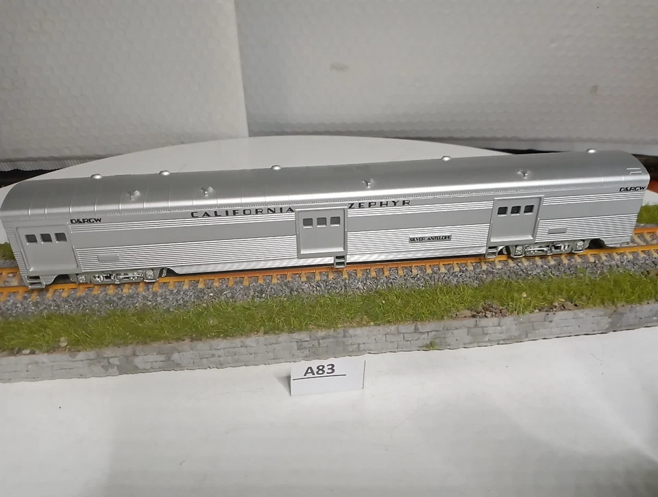 Broadway Limited (?) Zephyr  Baggage Car "Silver Antelope" HO scale My Ref.(A83) - Image 1 of 4