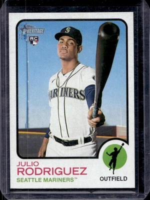 2022 Topps Heritage Julio Rodriguez RC Rookie #700 Mariners - Image 1 of 2
