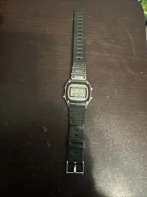 Reloj De Colección Casio Diver 280 DW-1000 Hombre 36mm Tono Plateado Alarma,Luz Batería Nueva Foto 1 de 4