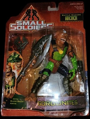 NUEVO Figura de acción Kenner Small Soldiers Battle Damage Archer Foto 1 de 4