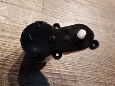 ⭐️ BISSELL CleanView Connect Robotic Vacuum 29339 - Left Edge Brush Motor ⭐️ - Image 1 of 3