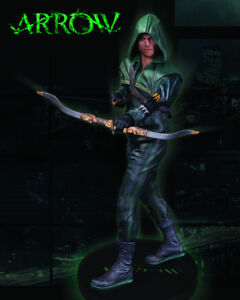 DC Comics Stephen Amell OLIVER QUEEN GREEN ARROW TV Series 13 inches STATUE