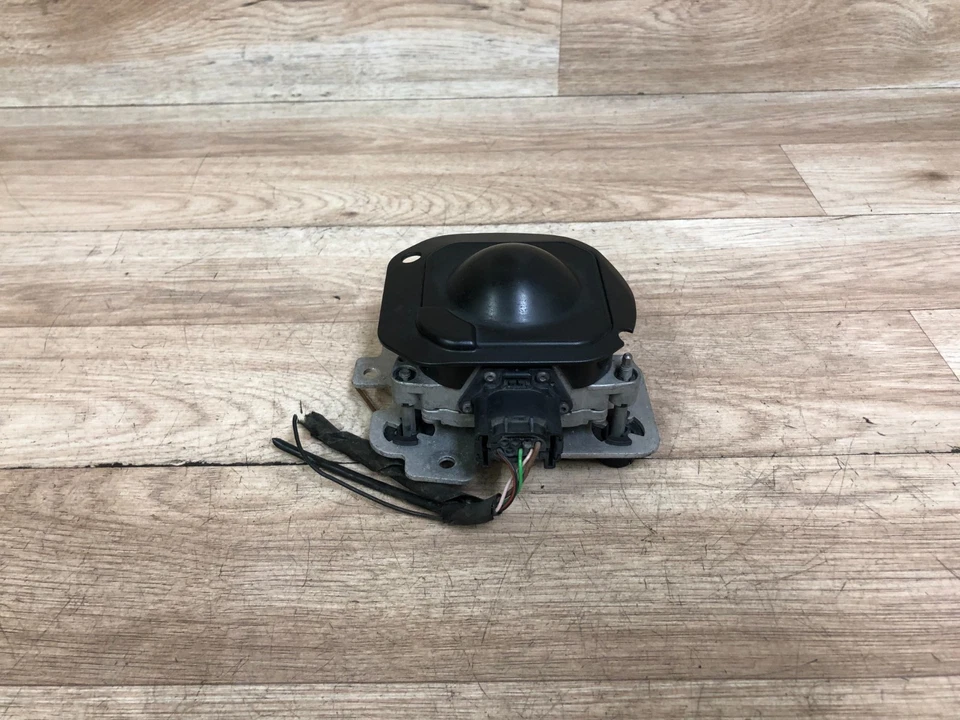 AUDI A6 S6 A7 QUATTRO OEM FRONT RIGHT SIDE ADAPTIVE CRUISE CONTROL RADAR 12-15 - Image 1 of 4