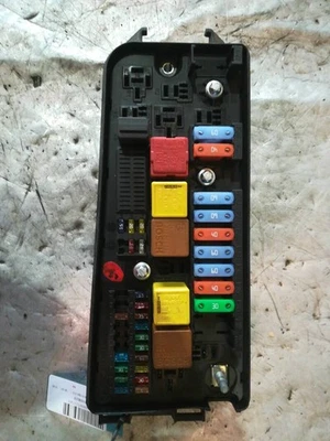 scatola porta fusibili OPEL VECTRA C BERLINA GTS 2002 329309 - Immagine 1 di 4