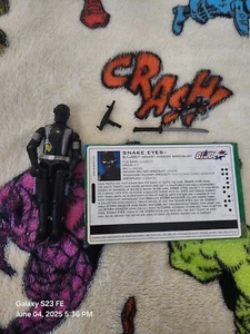 Figura de acción GI Joe 2005 Snake Eyes V25 de colección completa con FC - Imagen 1 de 2