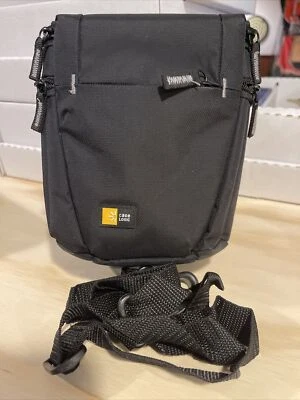 Case Logic Compact Camera Bag With Strap And Handle. - Image 1 of 3