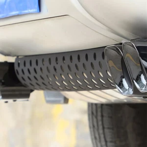 Parachoques trasero para Land Rover Defender 110 2022+ tubo de escape tablero protector tubo de escape - Imagen 1 de 7