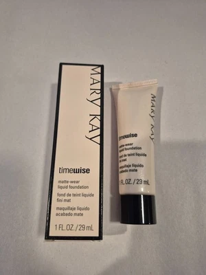 Base líquida Mary Kay TimeWise mate beige 3 #038759 Foto 1 de 4