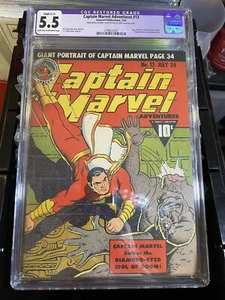 Pinup CAPTAIN MARVEL #13 CGC 5,5 (páginas bronceadas a blancas apagadas) CM pliegue central - Imagen 1 de 2