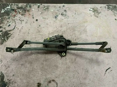 Volkswagen Passat 2003 motor limpiaparabrisas delantero con acoplamiento Foto 1 de 4