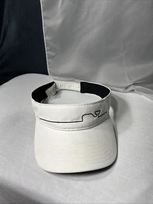 Visera ajustable Vinyard Vines contorno de ballena blanca en océano Foto 1 de 4
