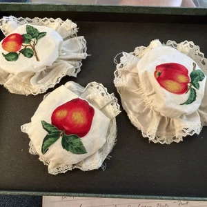 3 Vintage Canning Jar Covers Apple Appliqué Elastic - Picture 1 of 5