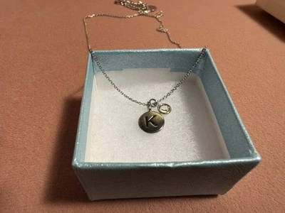 Nuevo collar Touchstone Crystal de Swarovski Initial K con dije transparente nuevo en caja Foto 1 de 3