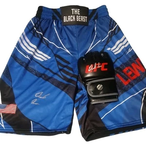 Guante y pantalón corto UFC firmado por Derrick Lewis certificado Beckett - Imagen 1 de 3