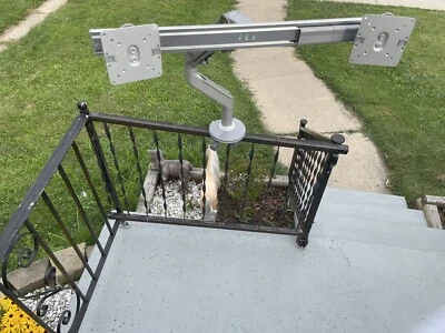 humanscale dual monitor arm - Image 1 of 4