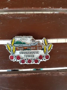 SMOKEHOUSE TOWER IOWA SOUVENIR fridge magnet - Picture 1 of 1