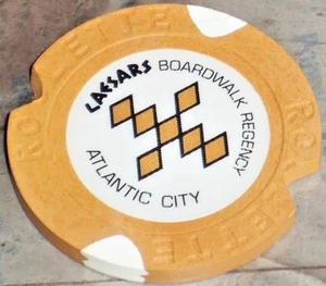 1a FICHA DE RULETA DE EDICIÓN DE CAESARS BOARDWALK REGENCY CASINO ATLANTIC CITY - Imagen 1 de 2