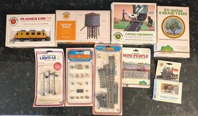 Lote Accesorios Ferroviarios Bachmann De Colección Escala HO Tren Gandy Dancer Agua  Foto 1 de 4