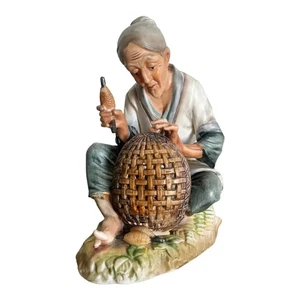 Japanese Women Weaving Basket Ceramic Sculpture - Picture 1 of 7
