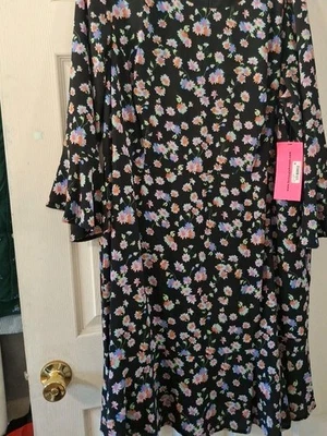 NWT Betsey Johnson Black Floral  Ruffle Sleeve Dress Plus Size 22W - Image 1 of 4