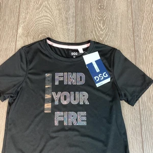 DSG Girls Black Find Your Fire Pullover Shirt M (10-12) Brand New Movement - Picture 1 of 5