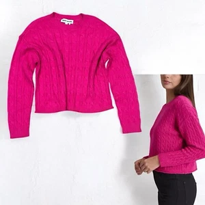 Neu mit Etikett DKNY kurz geschnittener Pullover fuchsia/rosa Zopfmuster Langarm Größe Small neu - Bild 1 von 5