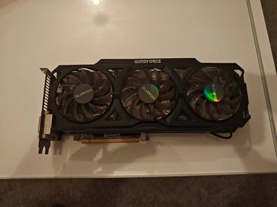 Gigabyte Windforce Radeon R9 270X 2GB graphics card GV-R927XOC-2GD rev:1.0 - Image 1 of 4
