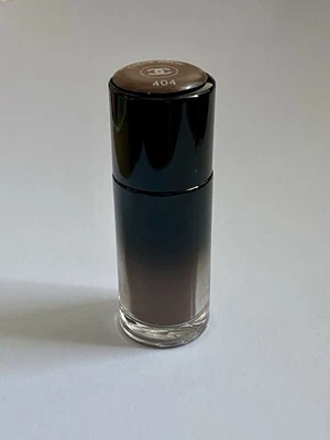 Sombra de ojos suelta LE CHANEL Ombre Premiere Libre 404 CHENE BRUN Foto 1 de 2