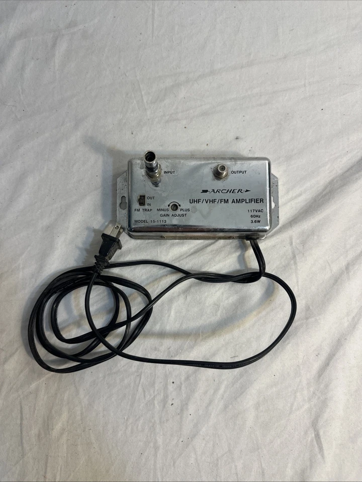 RADIO SHACK ARCHER UHF/VHF/FM AMPLIFIER MODEL 15-1113B Vintage TESTED FREE SHIP  - Image 1 of 2