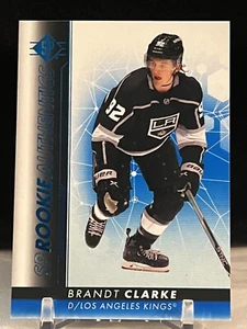 Brandt Clarke 2022-23 SP Rookie Authentics Blue #139 Los Angeles Kings - Picture 1 of 2