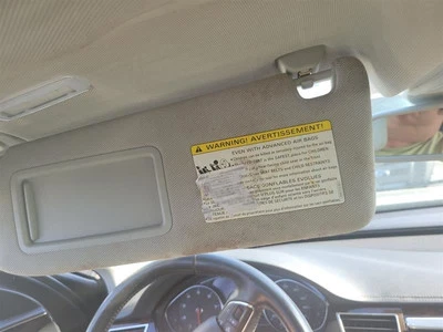 司机左遮阳板照明适合 10-17 奥迪 A8 343454 — 第 1/4 张图片