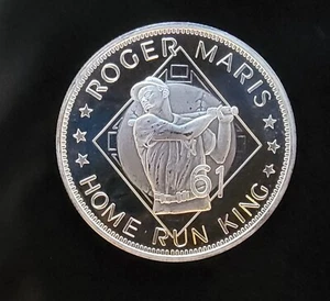 New York Yankees Roger Maris Home Run King MLB-999 Silver 1 Oz Ounce Coin Round - Picture 1 of 2