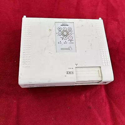 Sharp PG-D2870W 1848 HOURS Projector Beamer WXGA 3000 LUMENS HDMI - WHITE DOTS - Bild 1 von 4