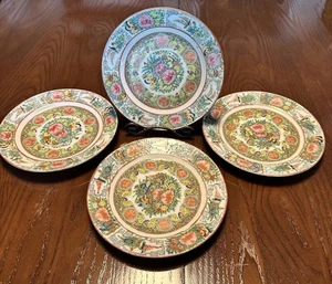 Lot de 4 anciennes assiettes MEDAILLON ROSE - 7,50" - Porcelaine gaufrée - Photo 1/6