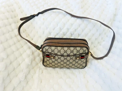 Vintage GUCCI Sherry Line GG Leather Canvas Beige Crossbody Shoulder bag - Image 1 of 4