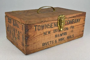 Vintage Townsend Co Primitive Reclaimed Wood Tool Box New Brighton PA Hinged Lid - Picture 1 of 16