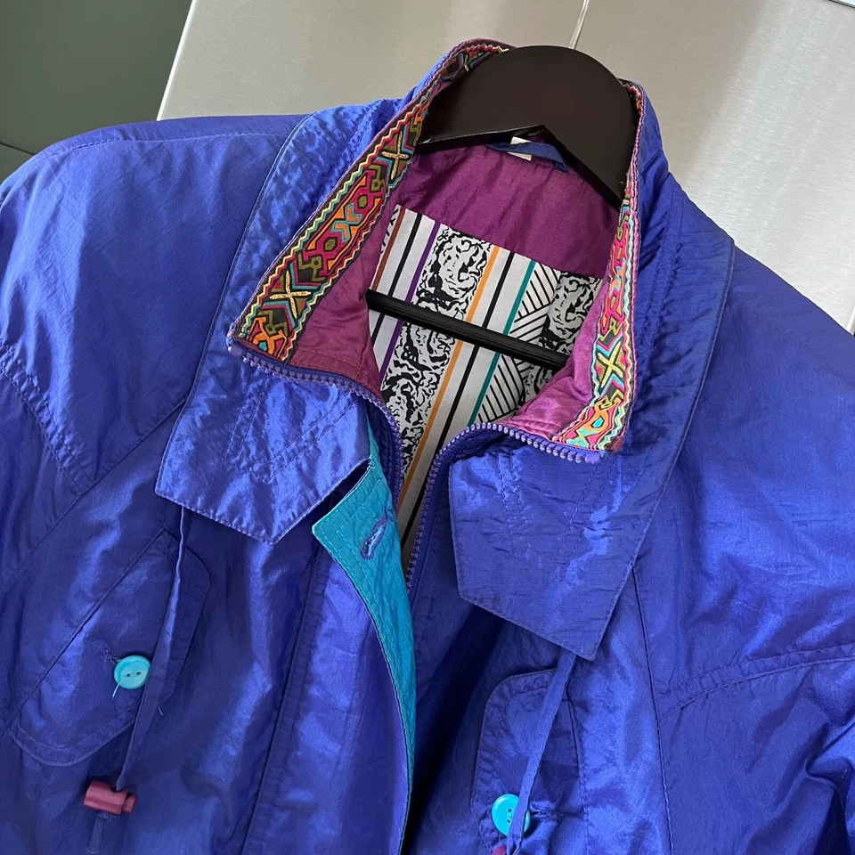 Gabardina/abrigo de lluvia vintage años 80 Rue Grenelle púrpura iridiscente Foto 1 de 4