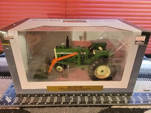 Oliver 1800 w/ New Idea Loader 1/16 Diecast Farm Tractor Replica By SpecCast - Picture 1 of 6